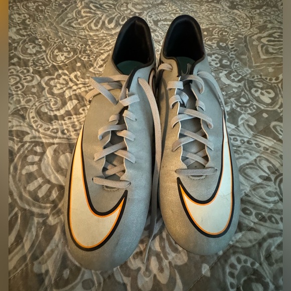 Nike Mercurial Vortex II CR7 - Picture 2 of 3